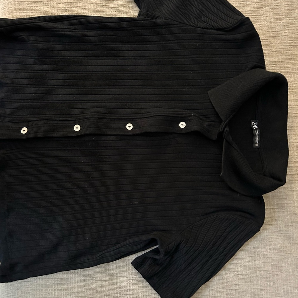 Zara Black Button-Up Ribbed Shirt